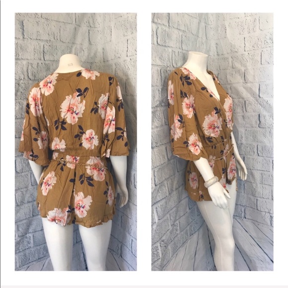 5 ⭐️ Caution - Yellow Floral Kimono Romper - Picture 4 of 6